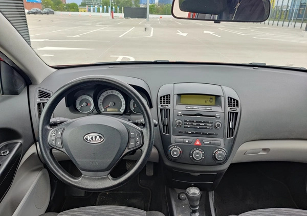 Kia Ceed cena 15600 przebieg: 113000, rok produkcji 2009 z Wrocław małe 137